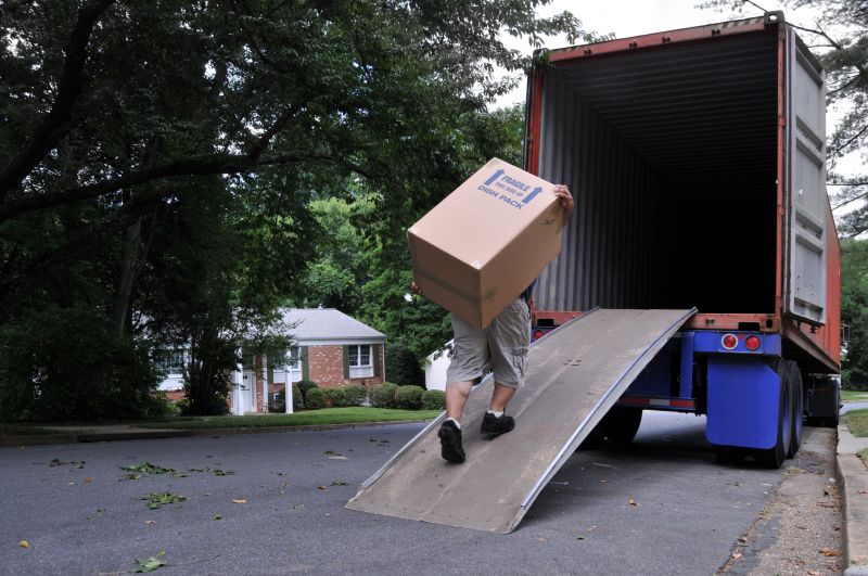 Who Does Heavy Item Moving Service